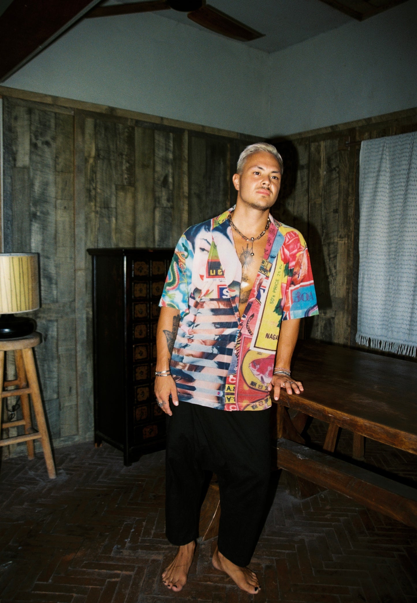 Men's shirt