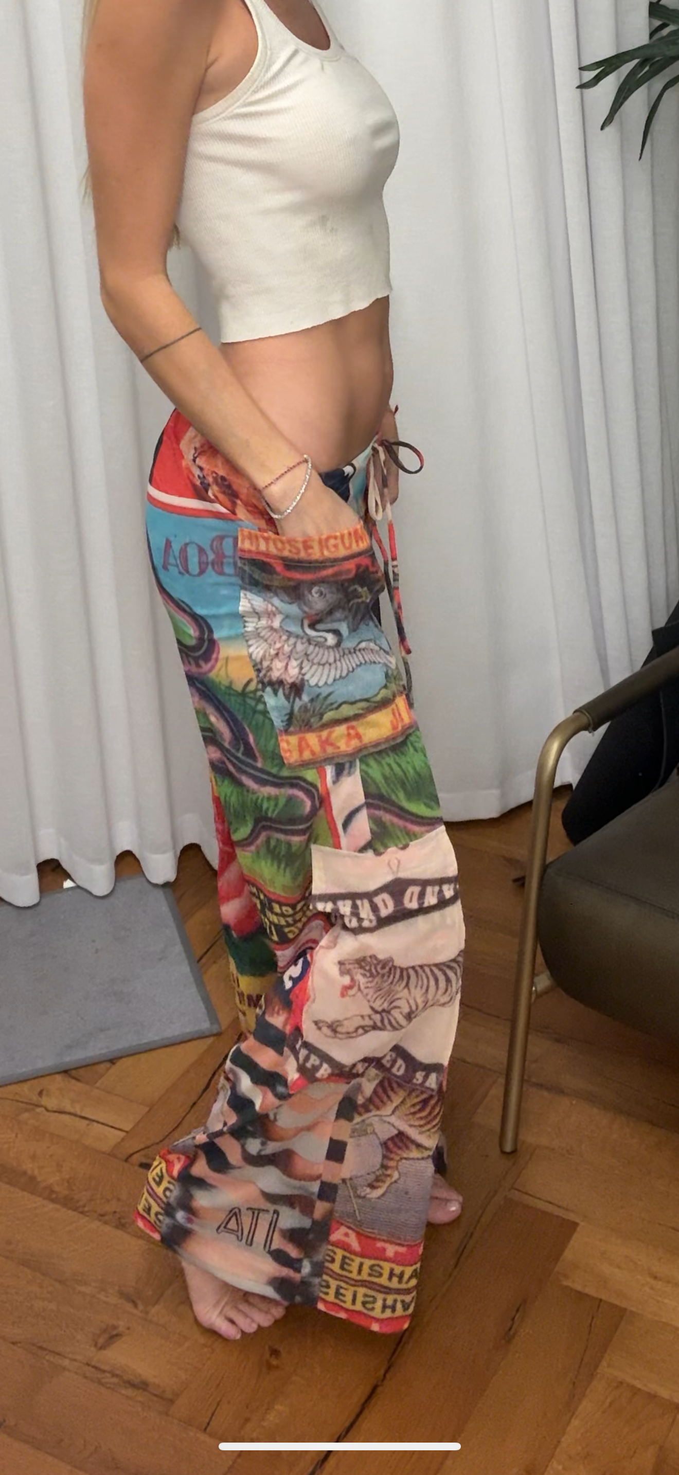 Pants with pockets
