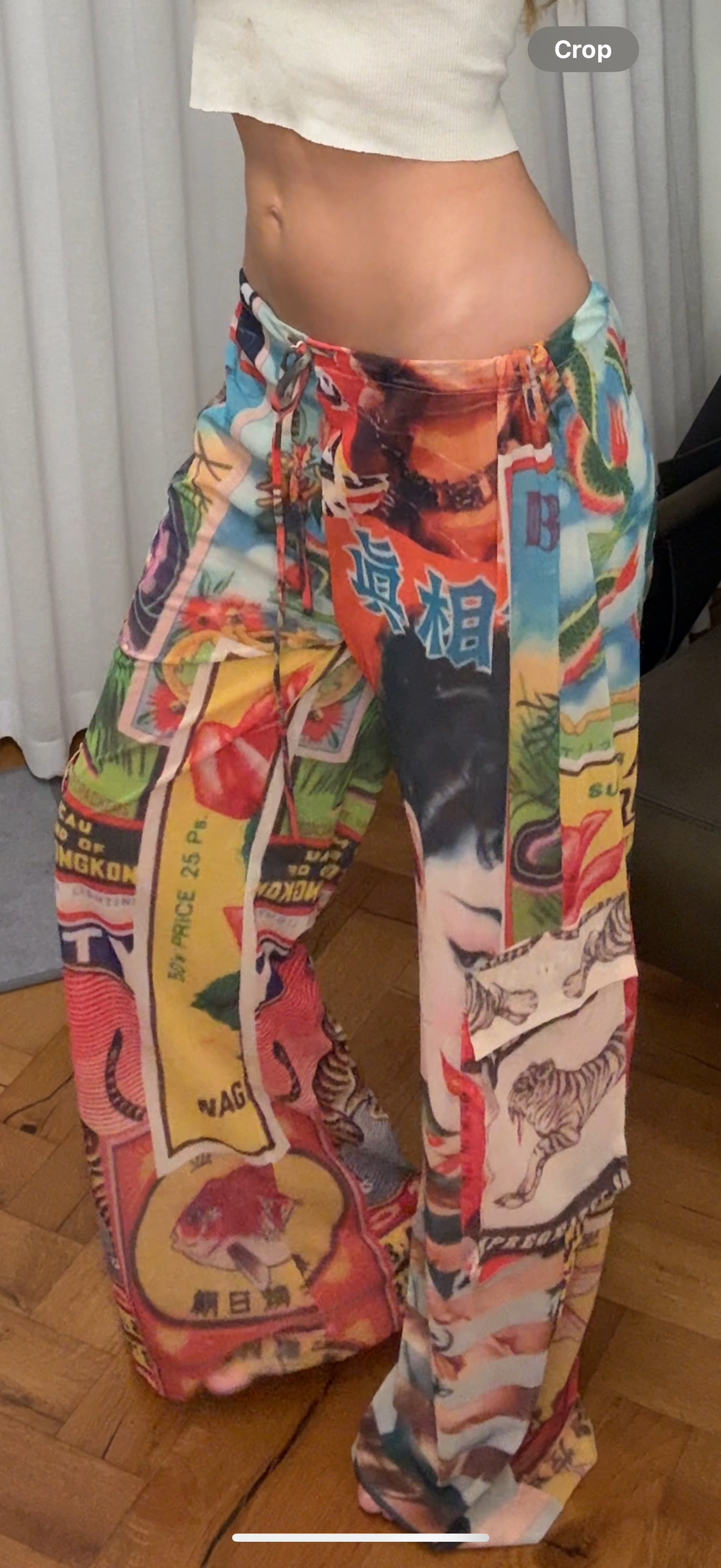 Pants with pockets